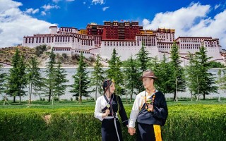 八月湖南株洲到西藏玩得要多少钱？8月株洲到拉萨去玩一周大概要多少钱？