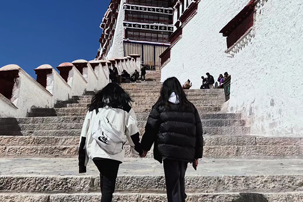 3月拉萨去珠峰旅游要多少钱